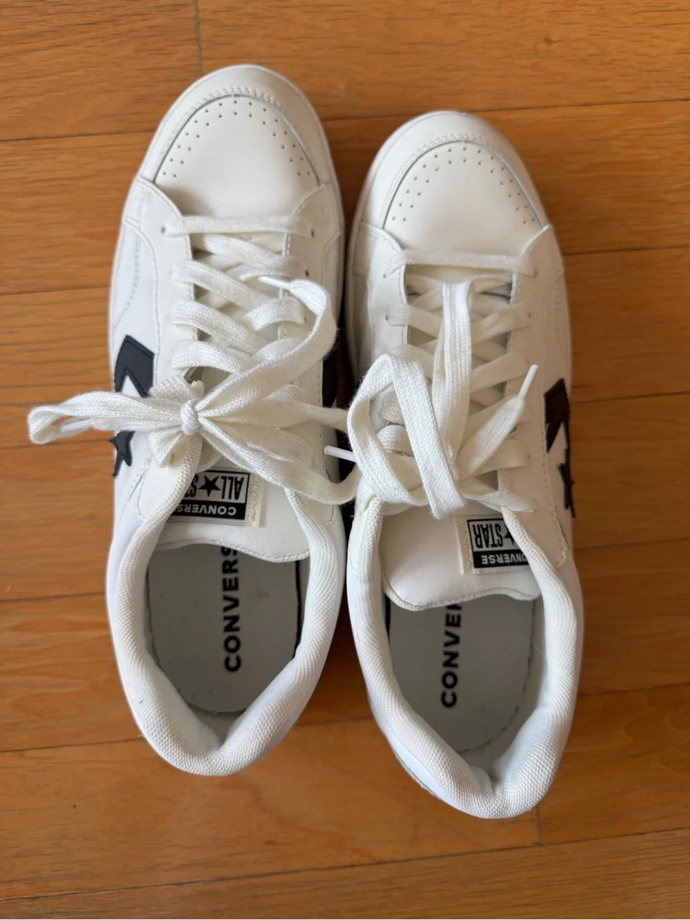 Converse White Sneakers with Black Star Pro Blaze Classic low A12720C - Picture 6 of 9